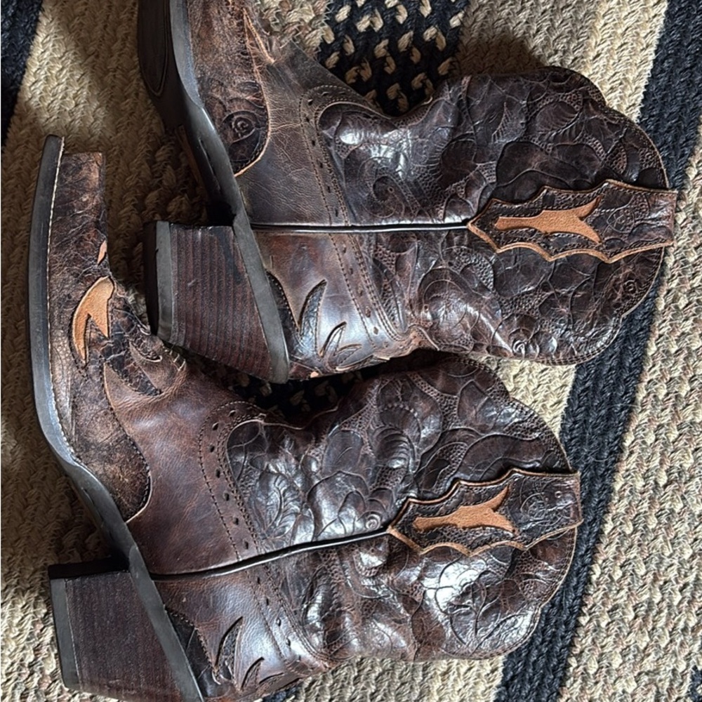 Women’s Ariat Dhalia Wingtip Boots
